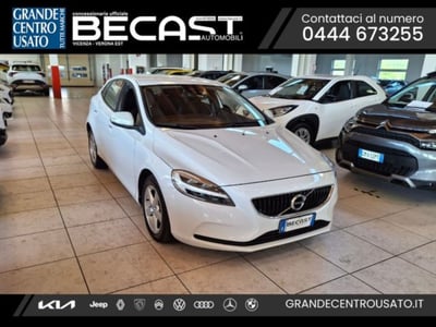 Volvo V40 D2 Geartronic Kinetic del 2016 usata a Brendola