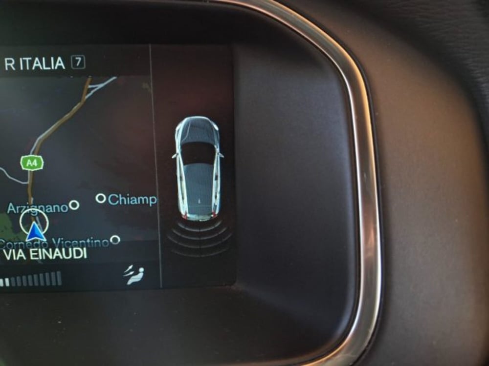 Volvo V40 usata a Vicenza (13)