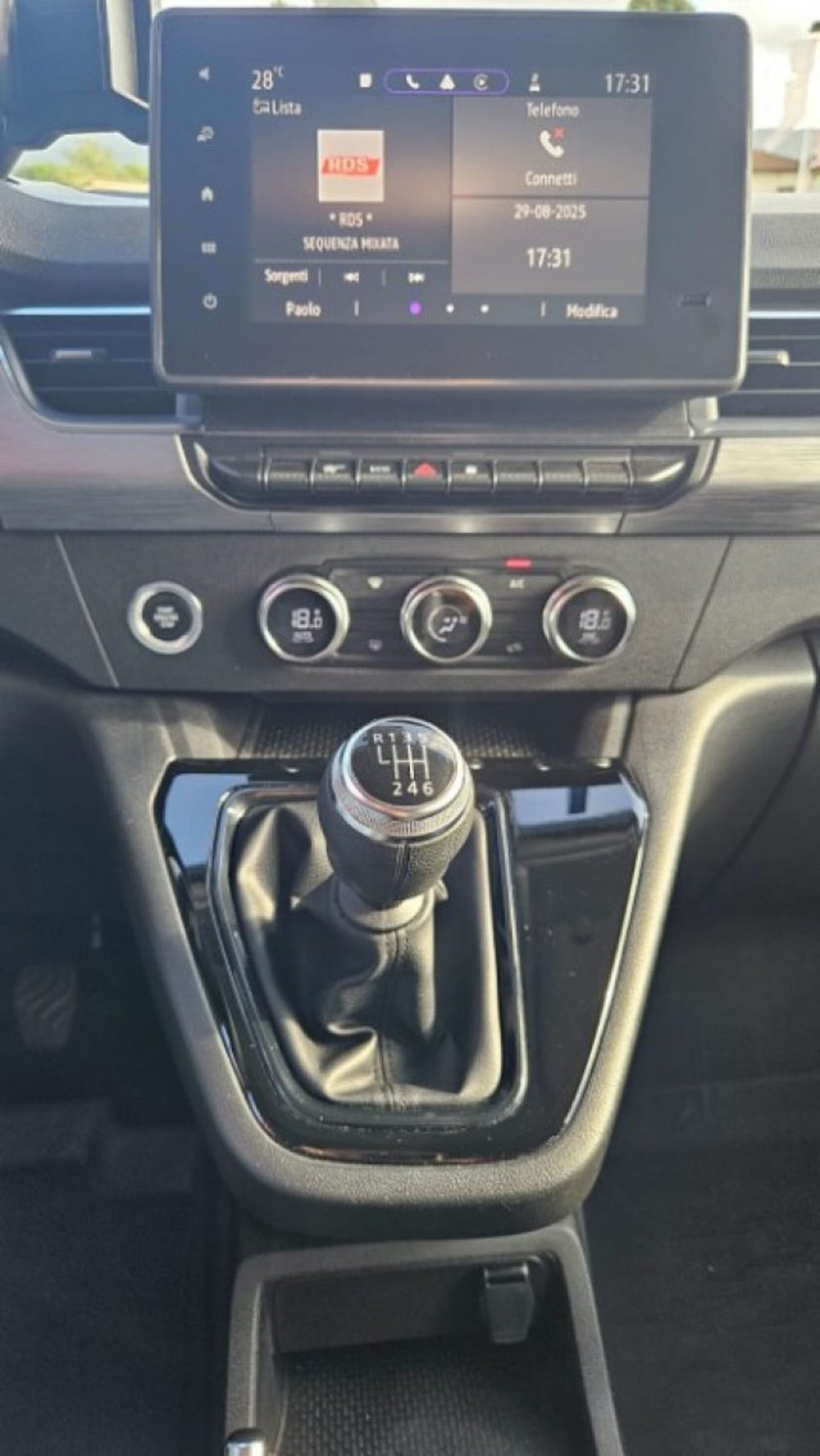Nissan Townstar usata a Lucca (11)