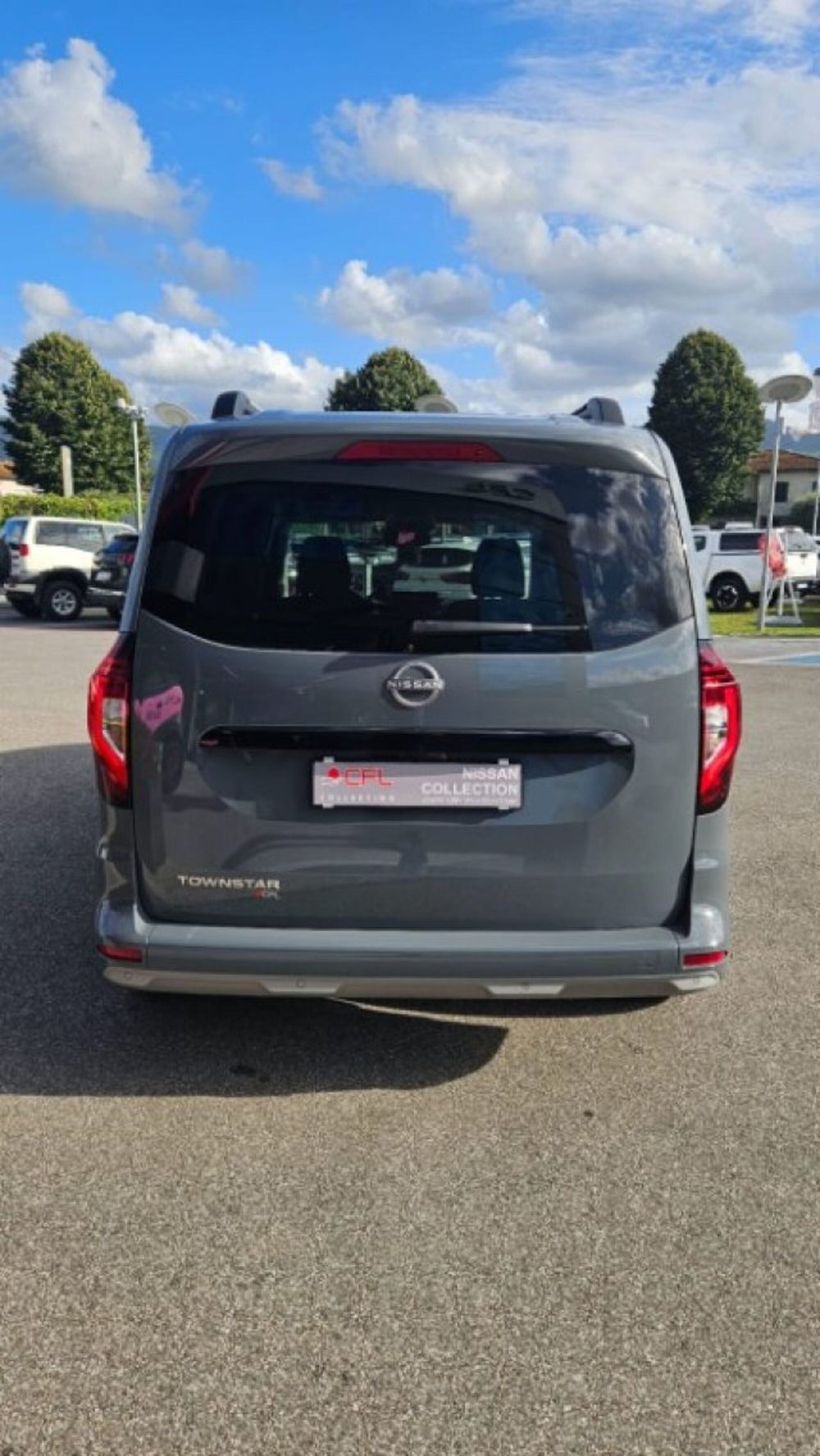 Nissan Townstar usata a Lucca (5)