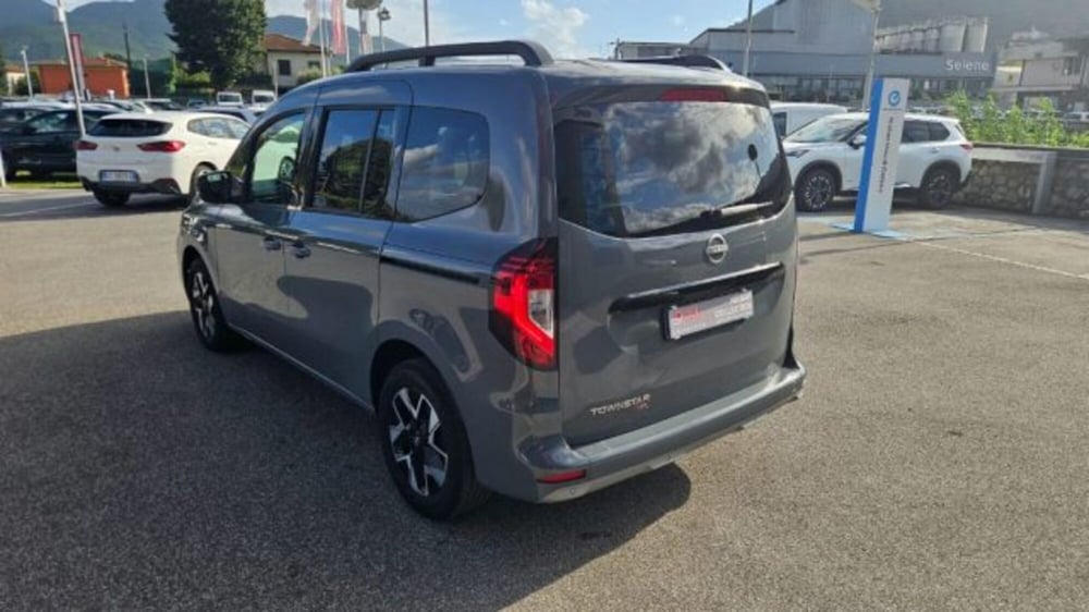 Nissan Townstar usata a Lucca (6)