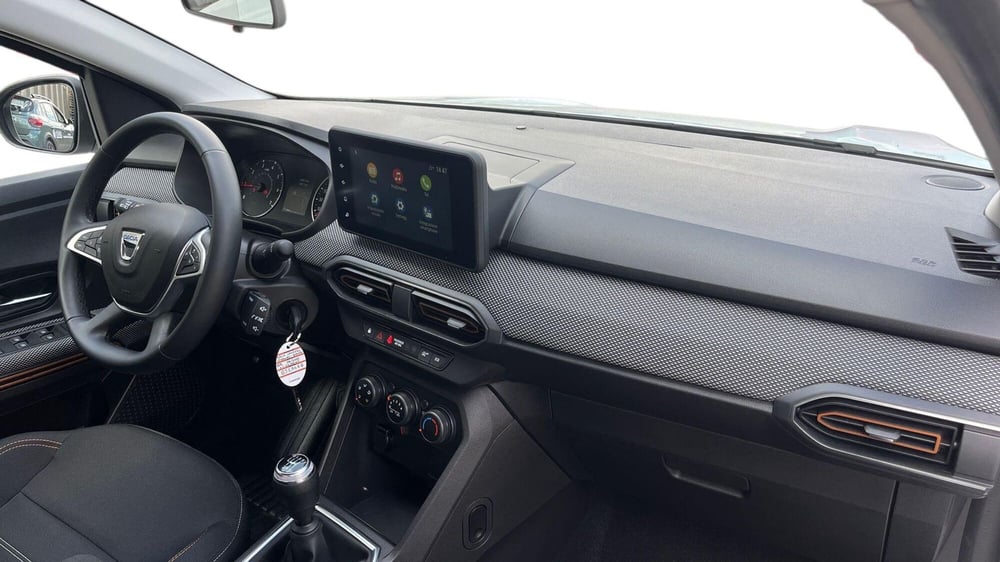 Dacia Sandero usata a Treviso (5)