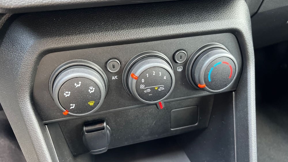 Dacia Sandero usata a Treviso (8)