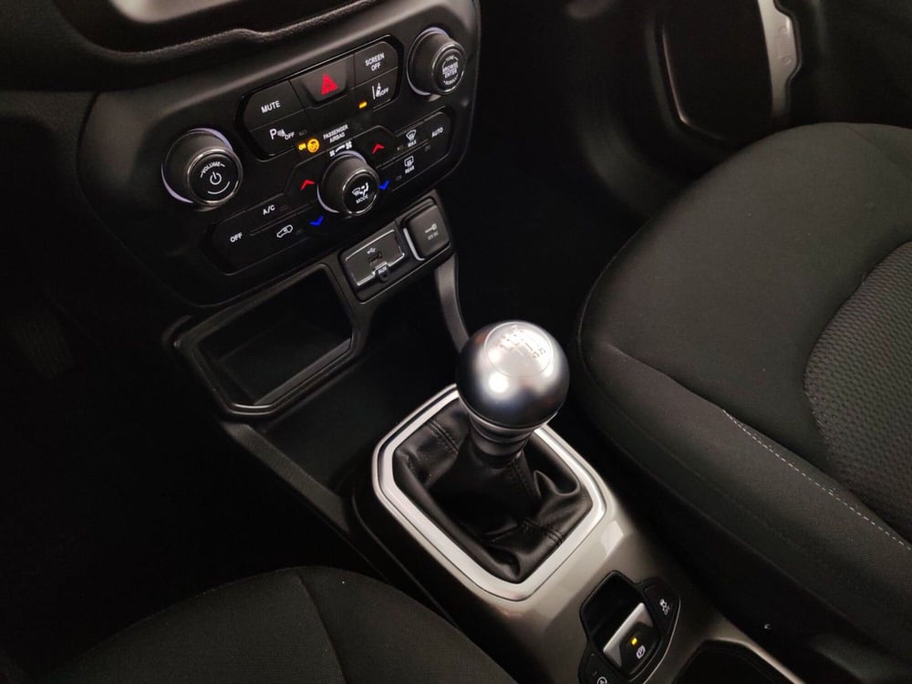 Jeep Renegade usata a Massa-Carrara (11)