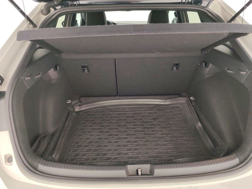 Volkswagen Taigo usata a Massa-Carrara (17)