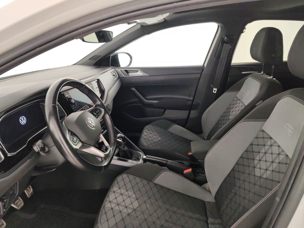 Volkswagen Taigo usata a Massa-Carrara (6)