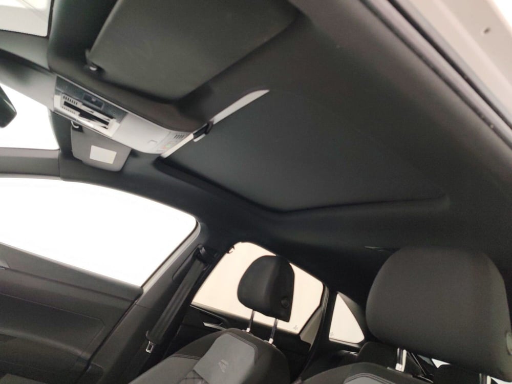 Volkswagen Taigo usata a Massa-Carrara (9)