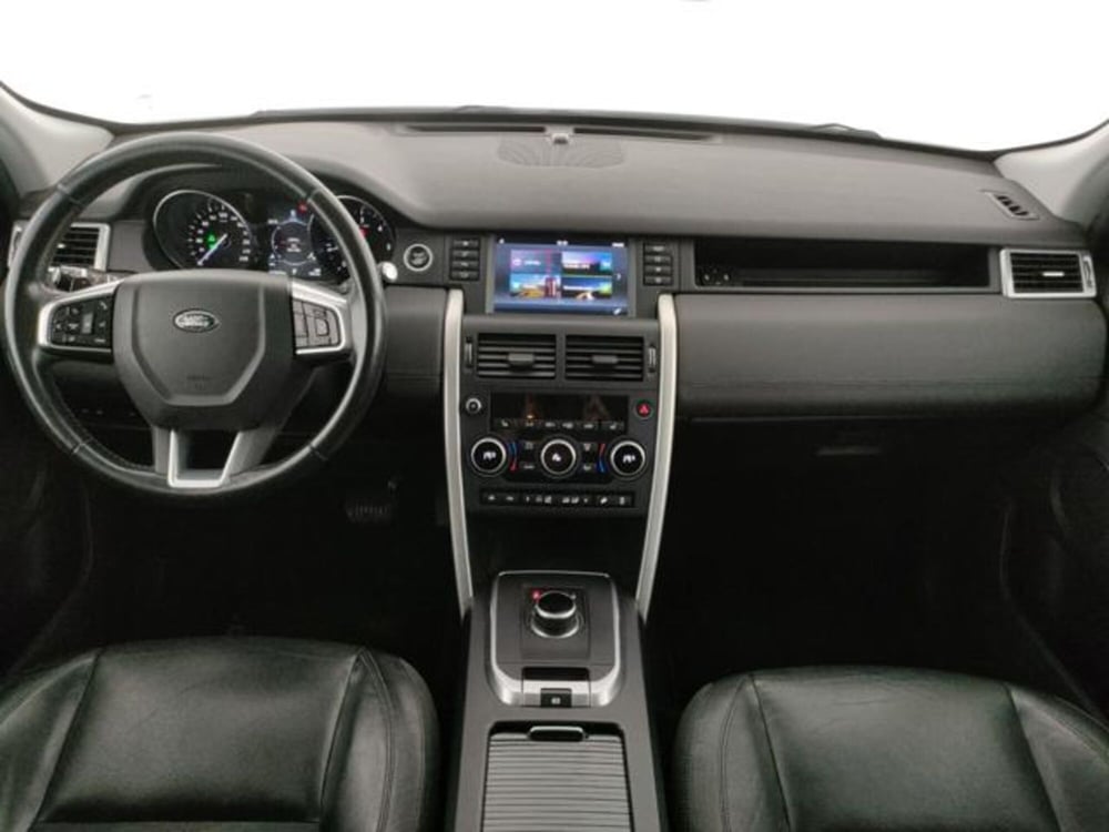 Land Rover Discovery Sport usata a Modena (11)