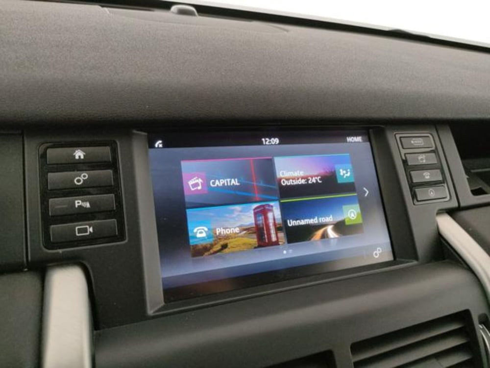 Land Rover Discovery Sport usata a Modena (16)