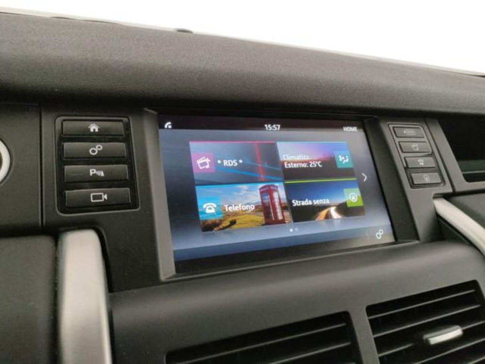 Land Rover Discovery Sport usata a Modena (19)