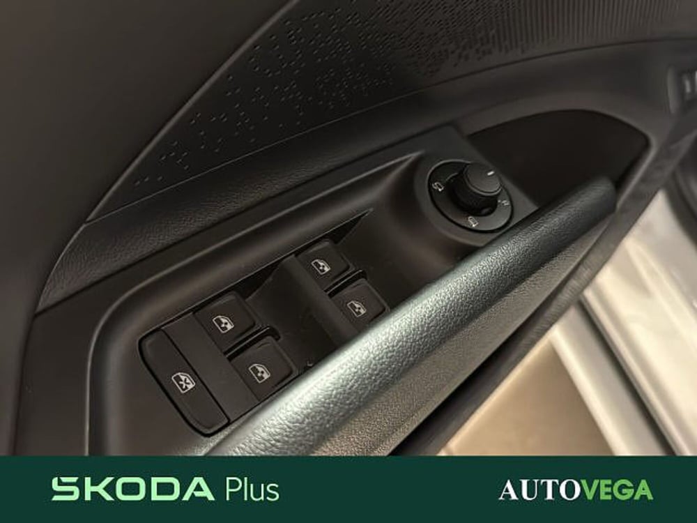 Skoda Enyaq usata a Vicenza (16)