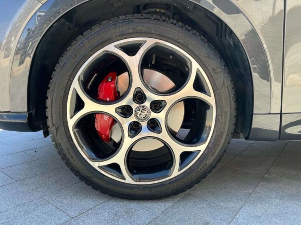 Alfa Romeo Tonale usata a Savona (9)