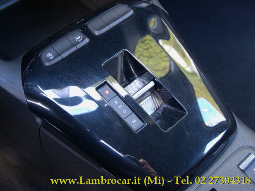 Opel Corsa usata a Milano (10)