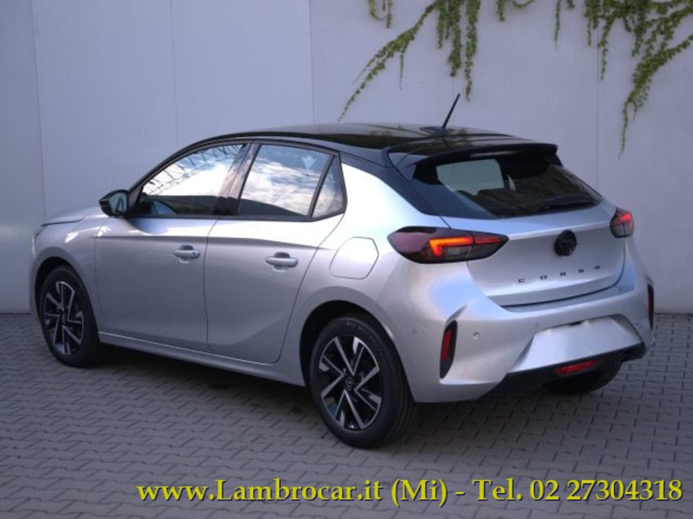 Opel Corsa usata a Milano (15)