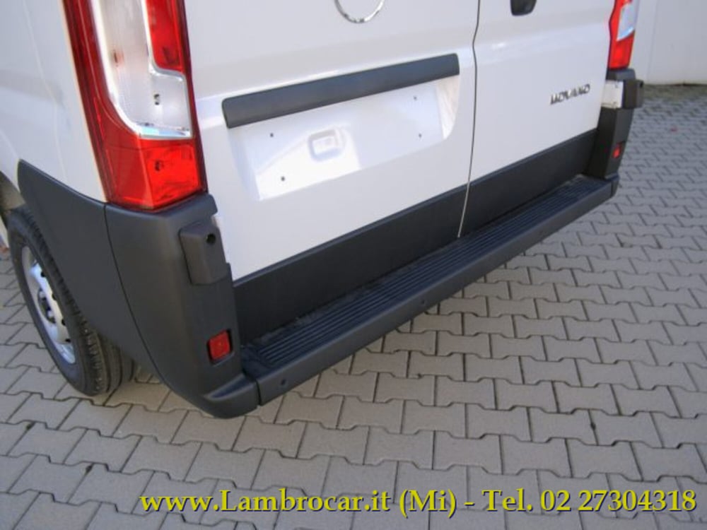 Opel Movano Furgone nuova a Milano (11)