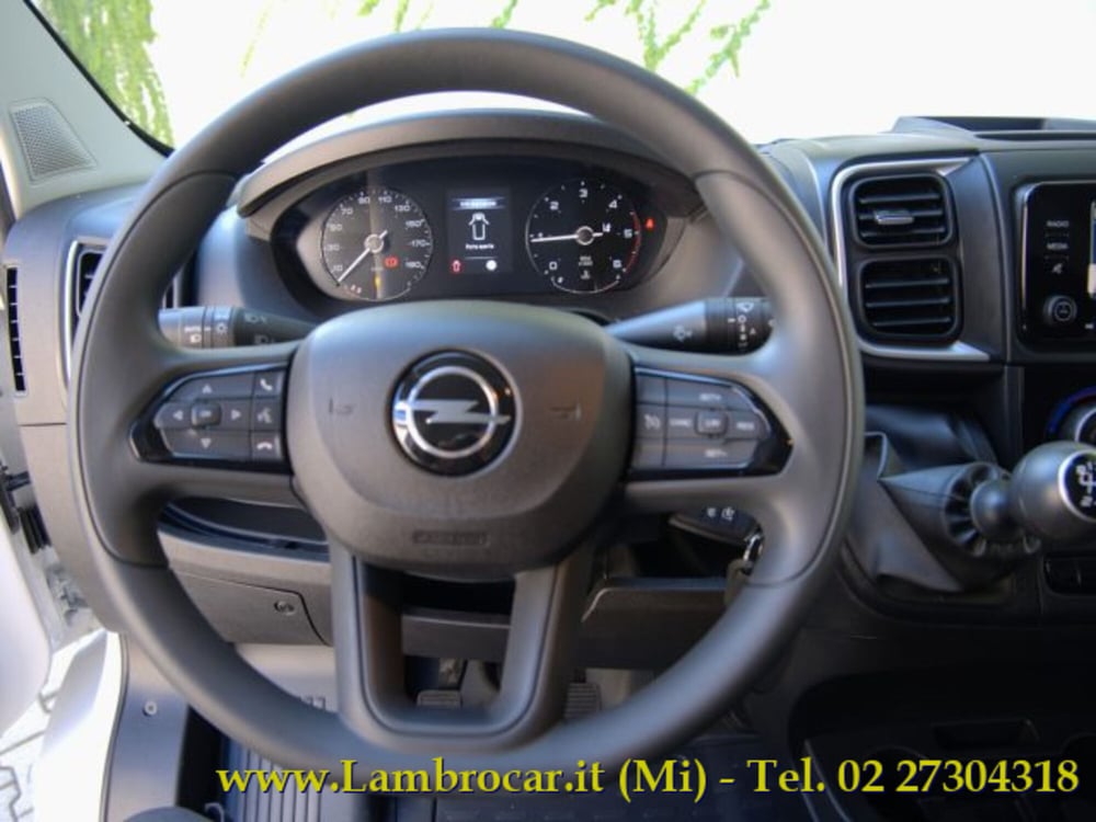 Opel Movano Furgone nuova a Milano (4)