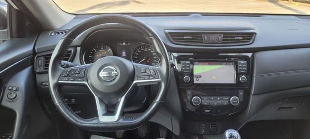 Nissan X-Trail usata a Napoli (10)