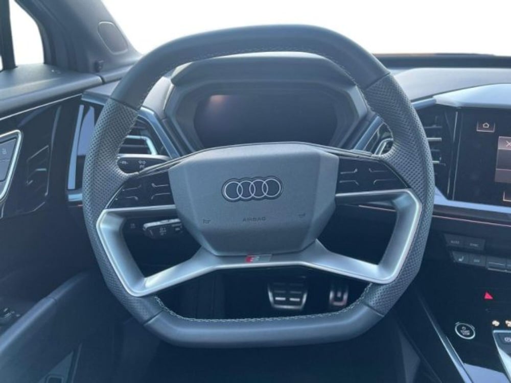 Audi Q4 usata a Lecce (12)