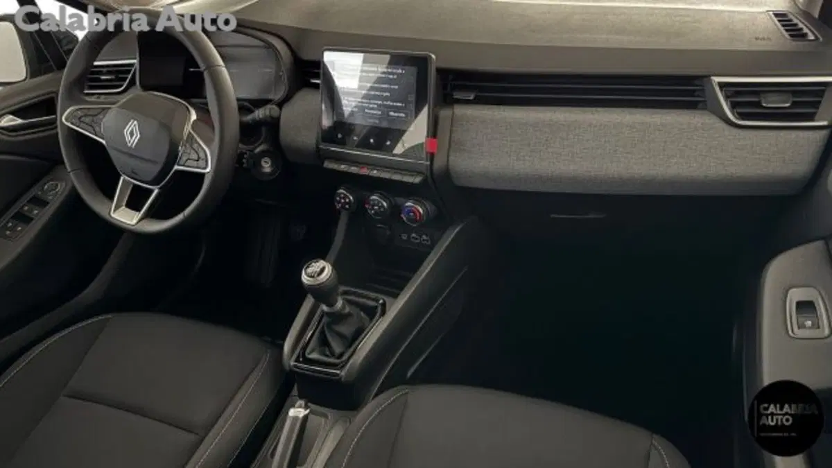 Renault Clio nuova a Reggio Calabria (8)