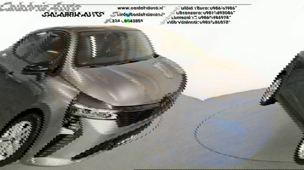 Renault Clio nuova a Reggio Calabria (2)