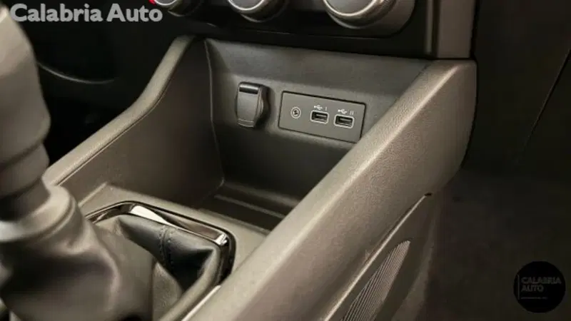 Renault Clio nuova a Reggio Calabria (13)