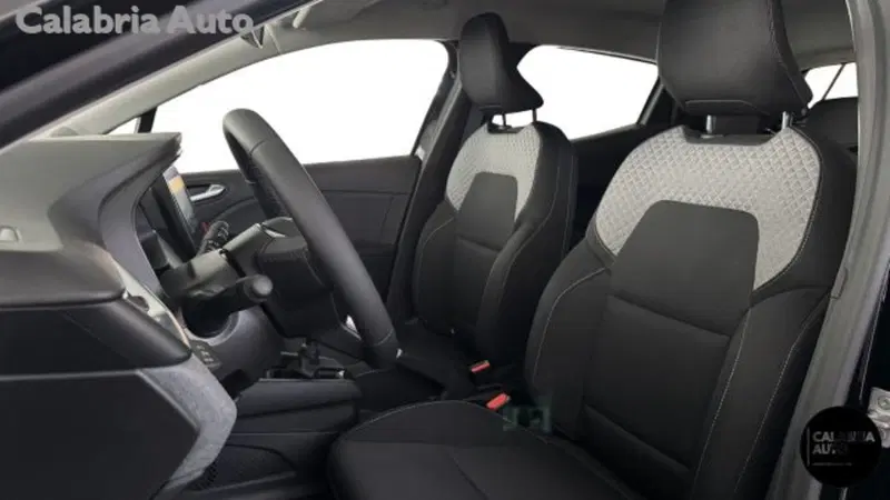 Renault Clio nuova a Reggio Calabria (9)