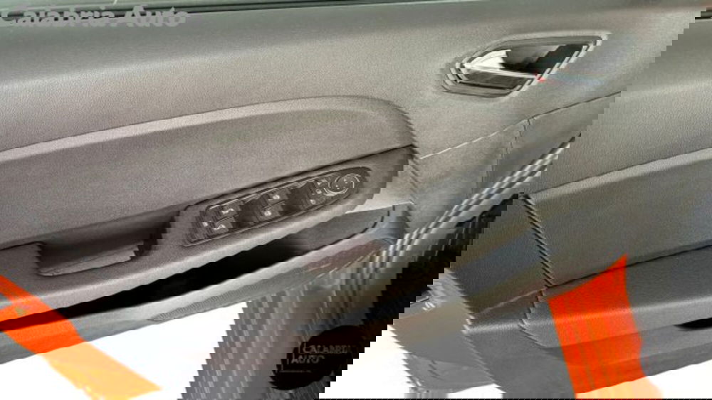 Renault Clio nuova a Reggio Calabria (13)