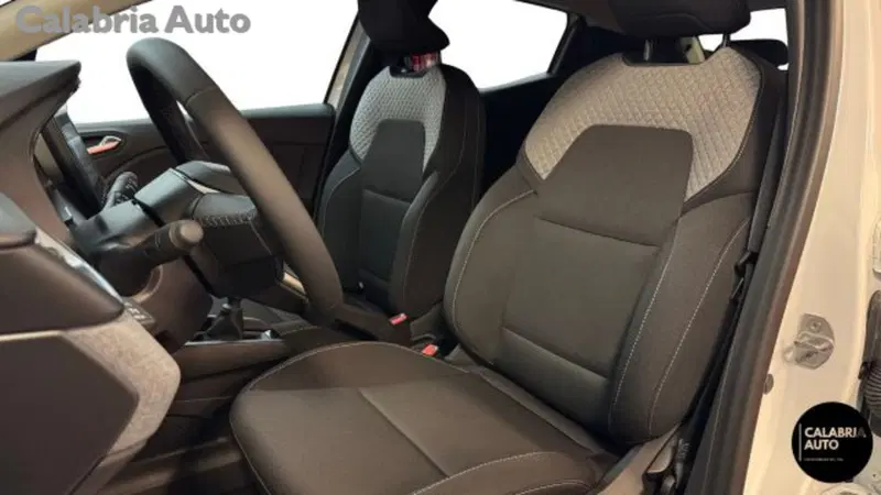 Renault Clio nuova a Reggio Calabria (11)