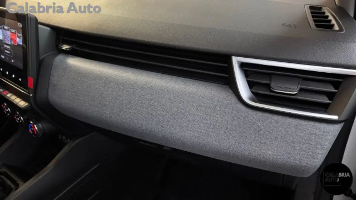 Renault Clio nuova a Reggio Calabria (17)