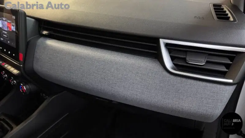 Renault Clio nuova a Reggio Calabria (17)