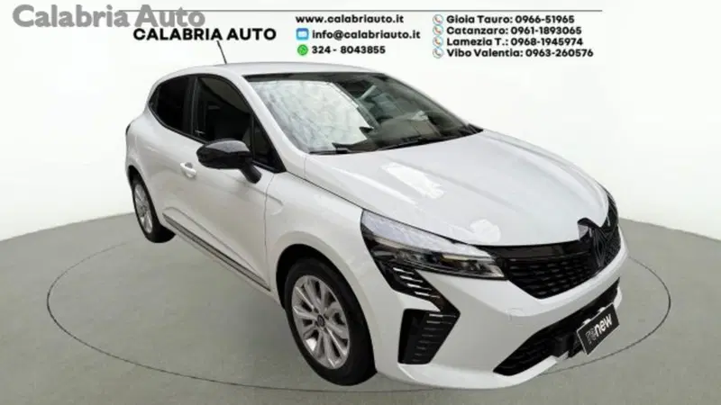 Renault Clio nuova a Reggio Calabria (2)