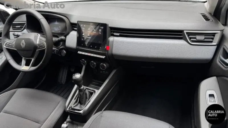 Renault Clio nuova a Reggio Calabria (8)