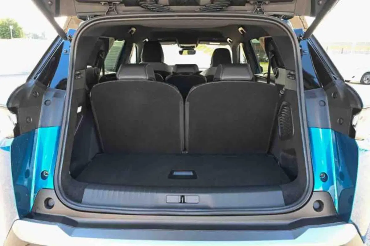 Peugeot 5008 nuova a Torino