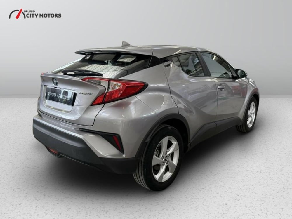 Toyota Toyota C-HR usata a Monza e Brianza (7)