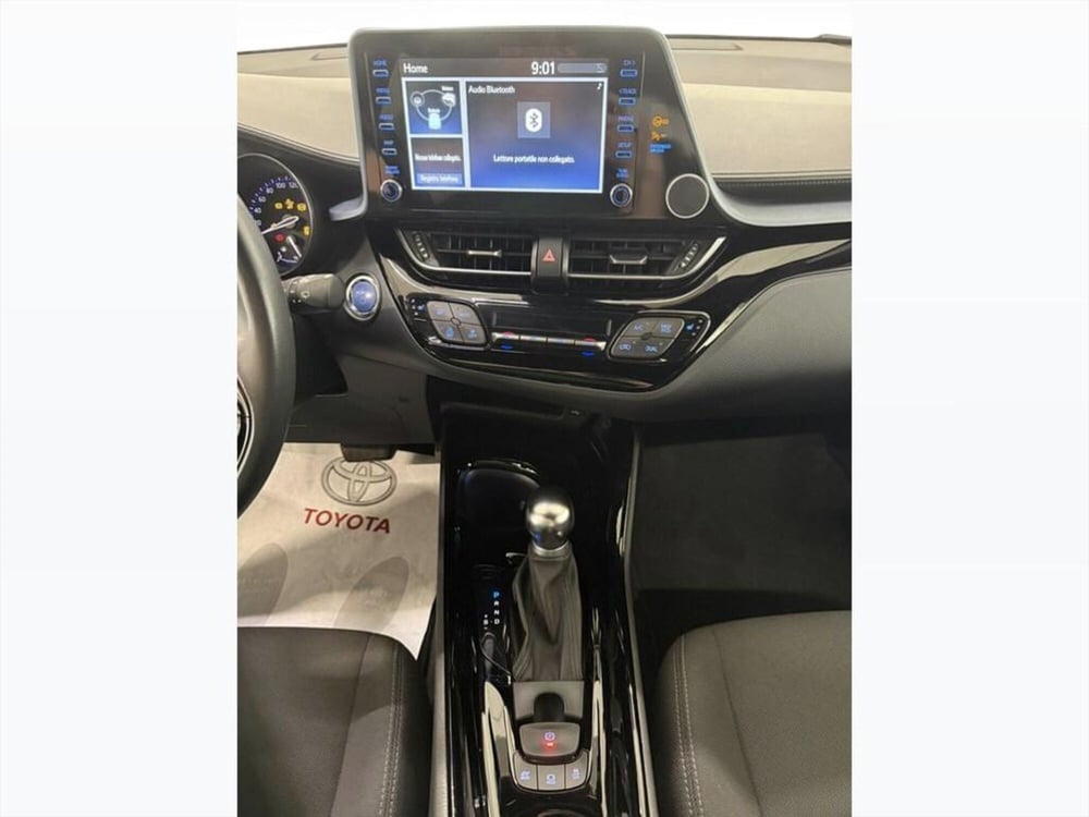 Toyota Toyota C-HR usata a Monza e Brianza (13)