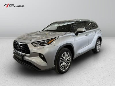 Toyota Highlander 2.5h Lounge e-cvt del 2022 usata a Monza