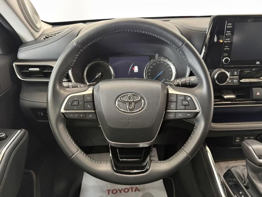 Toyota Highlander usata a Monza e Brianza (7)
