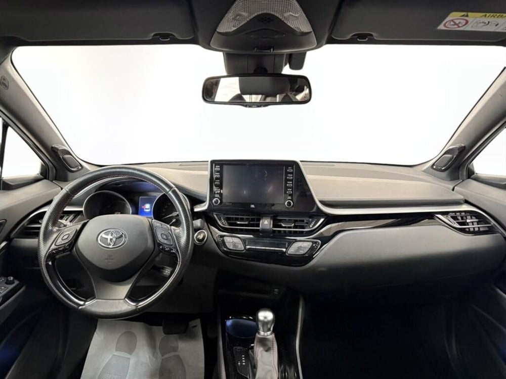 Toyota Toyota C-HR usata a Monza e Brianza (9)