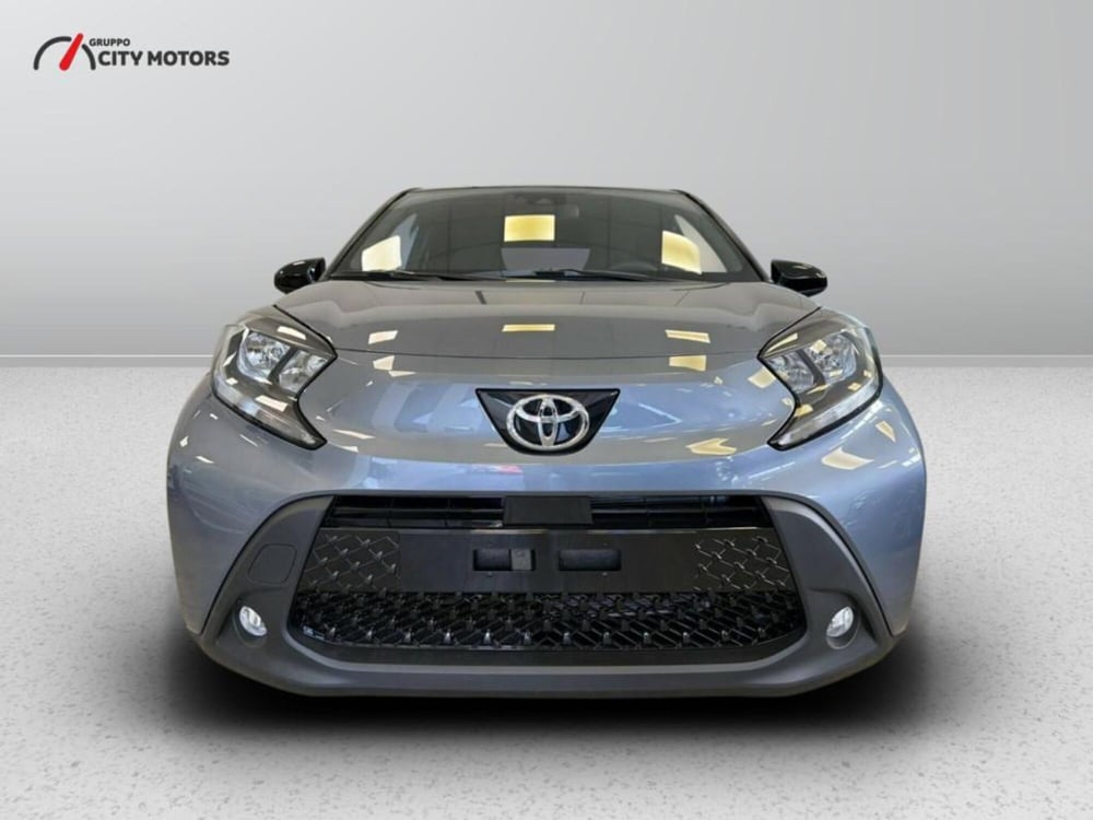 Toyota Aygo X nuova a Monza e Brianza (2)