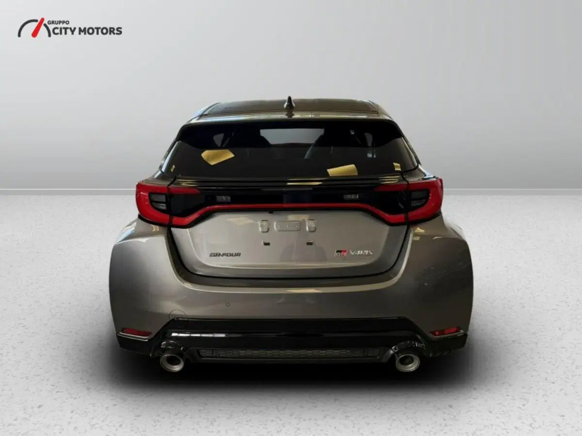 Toyota GR Yaris nuova a Monza e Brianza (5)