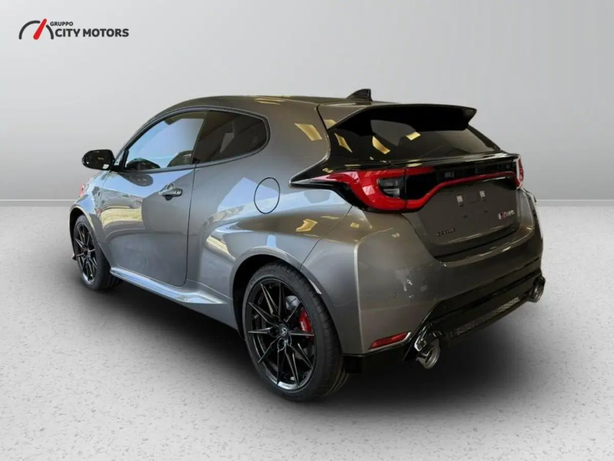Toyota GR Yaris nuova a Monza e Brianza (6)