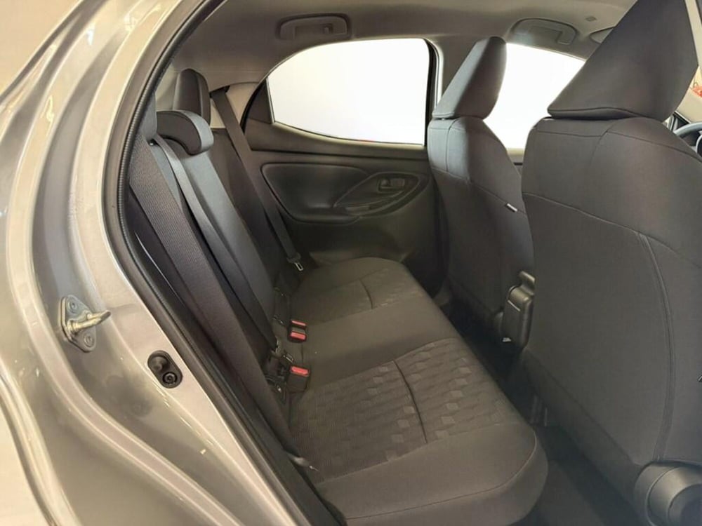 Toyota Yaris Cross nuova a Monza e Brianza (10)