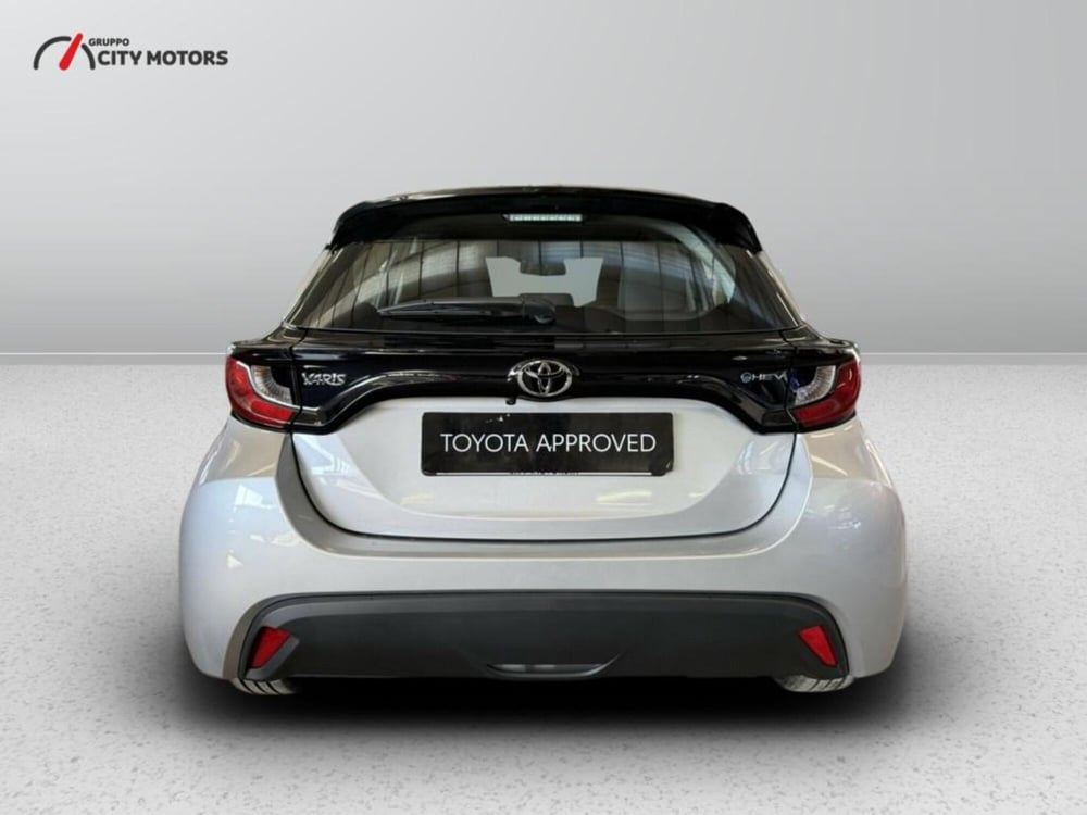 Toyota Yaris Cross nuova a Monza e Brianza (5)