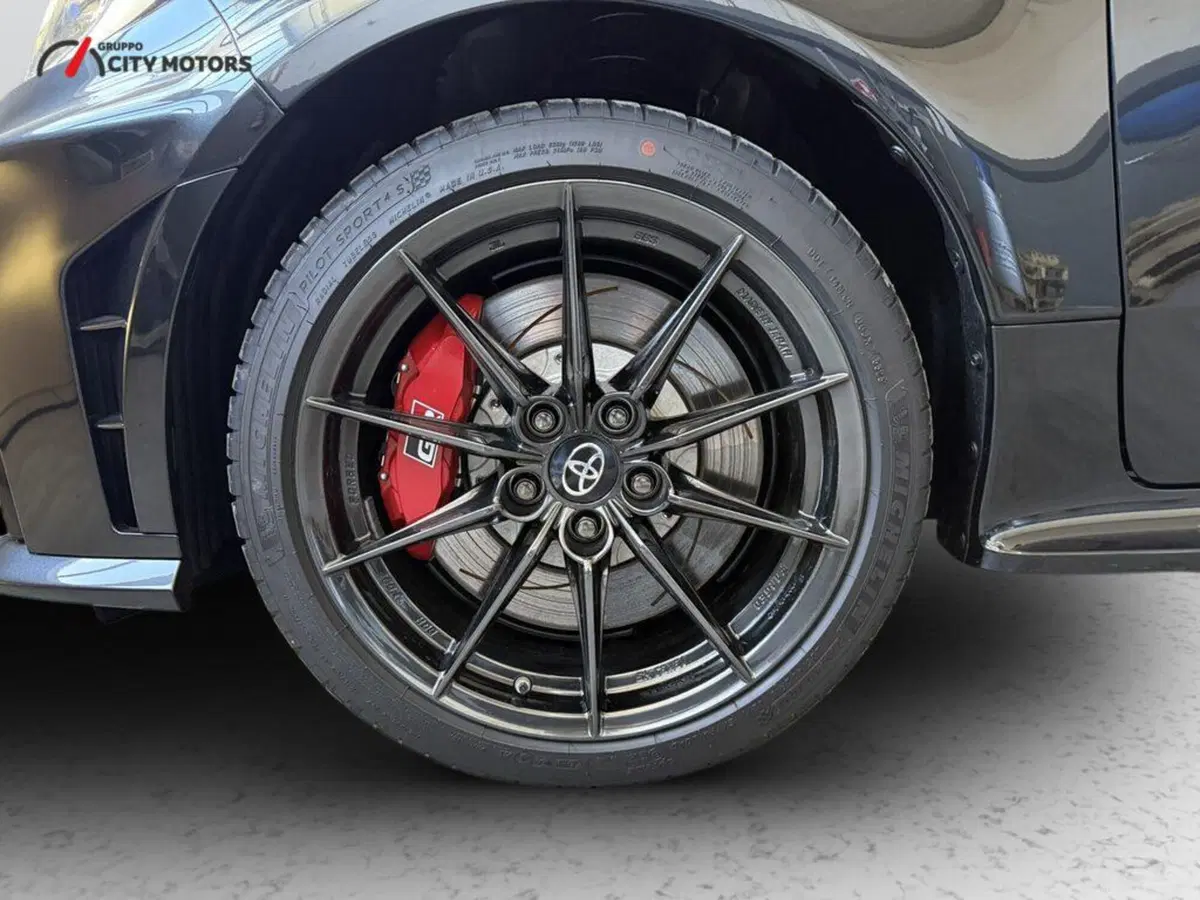 Toyota GR Yaris nuova a Monza e Brianza (14)
