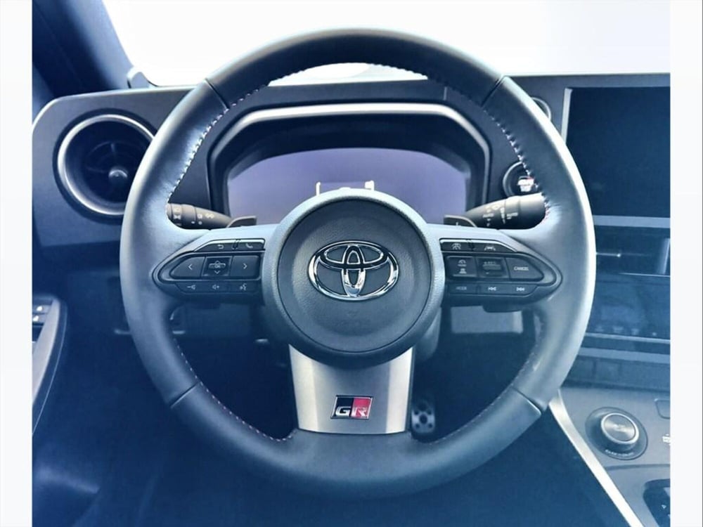Toyota GR Yaris nuova a Monza e Brianza (7)
