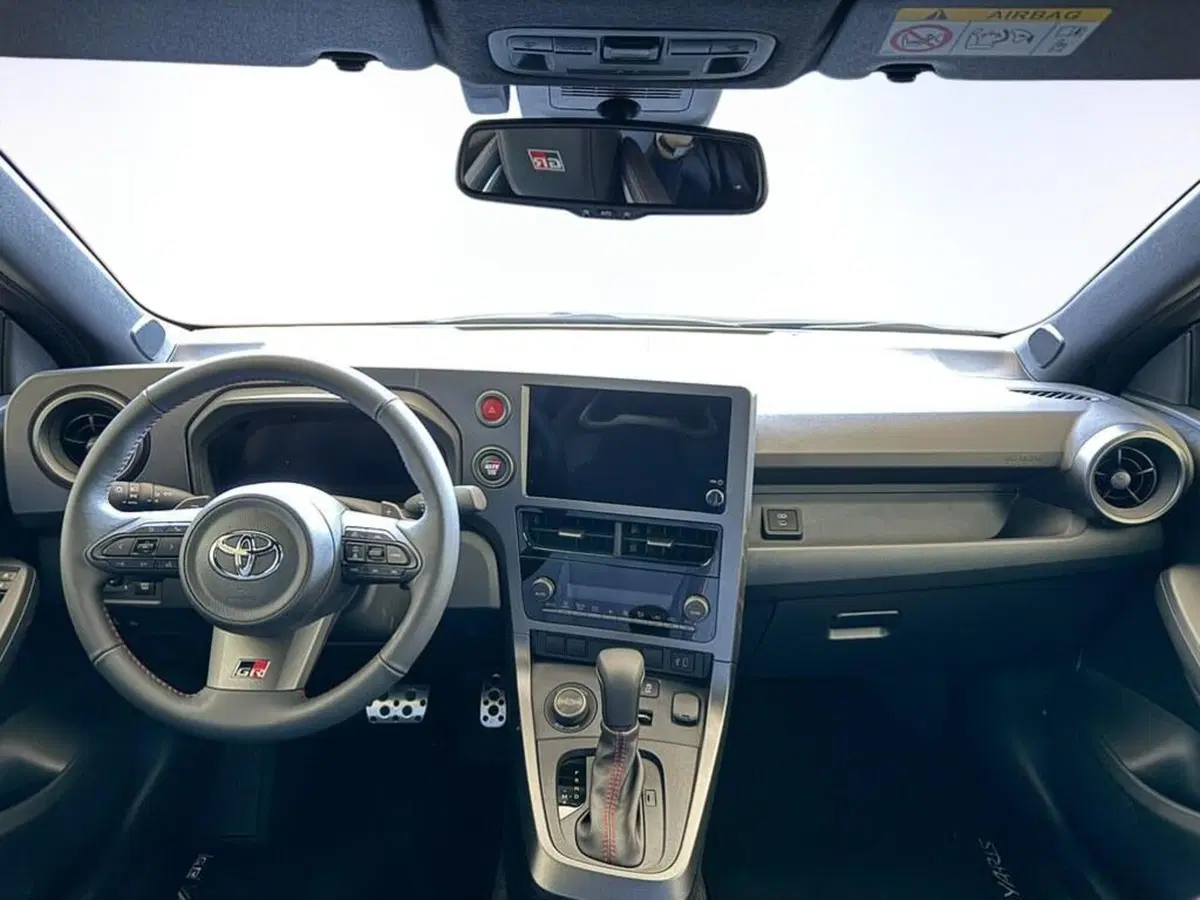 Toyota GR Yaris nuova a Monza e Brianza (8)