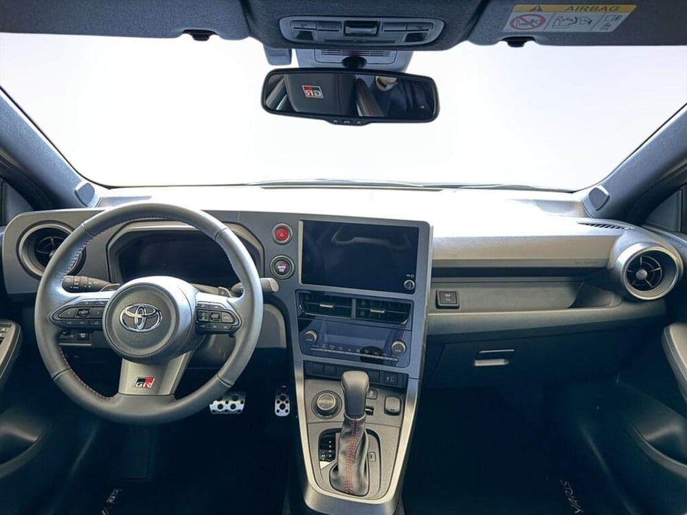 Toyota GR Yaris nuova a Monza e Brianza (8)