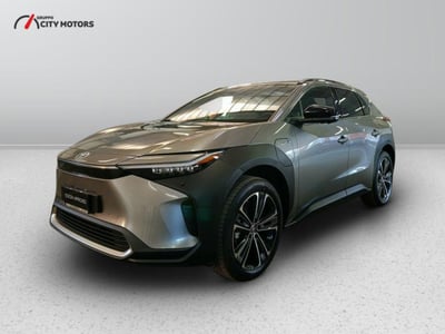 Toyota bZ4X ev Lounge awd-i 218cv nuova a Monza