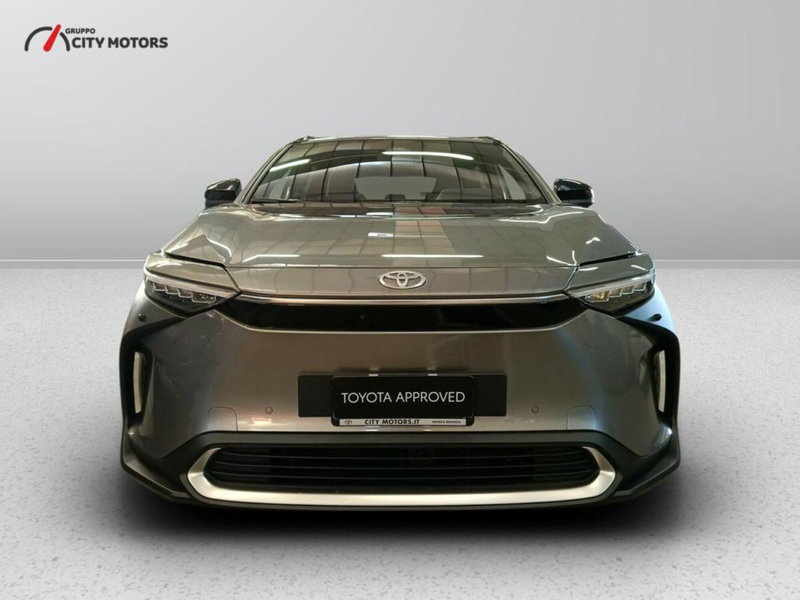 Toyota bZ4X nuova a Monza e Brianza (2)