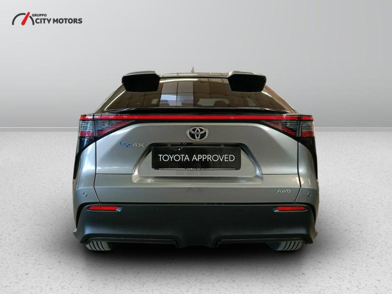 Toyota bZ4X nuova a Monza e Brianza (5)